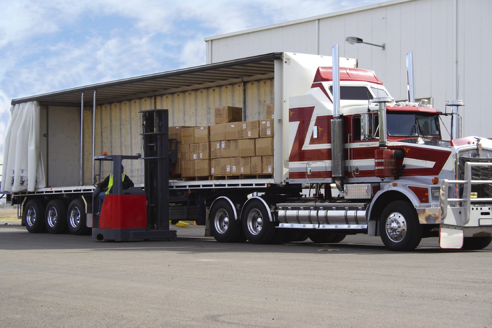 Ladungssicherung:   Lasi, Ausbilder der Ausbilder, Ausbildung, Ladungssicherungsausbildung, Ladung sichern, Sicherer Transport, Ladung sichern nach VDI 2700, VDI 2700, Ausbildung nach VDI 2700, Marl, Herne, NRW, Firmenbesuche, Samstagsschulungen,